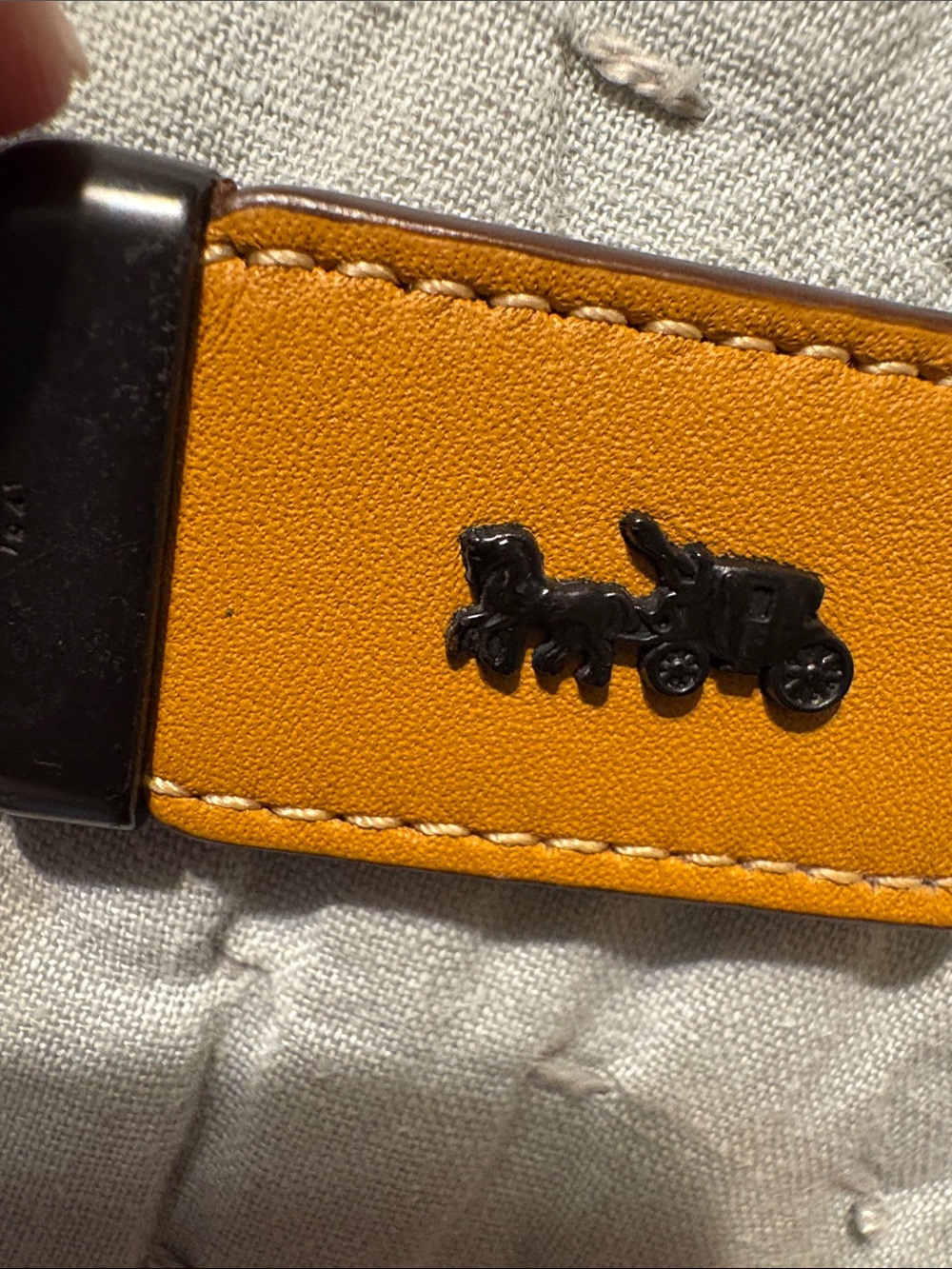 Coach Hangtag - Picture 3 of 3